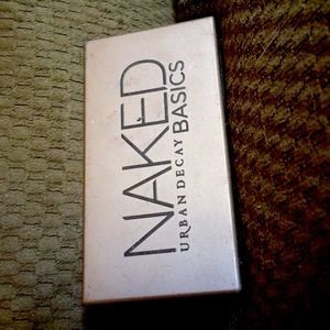 Urban Decay Naked Basics Mini Palette